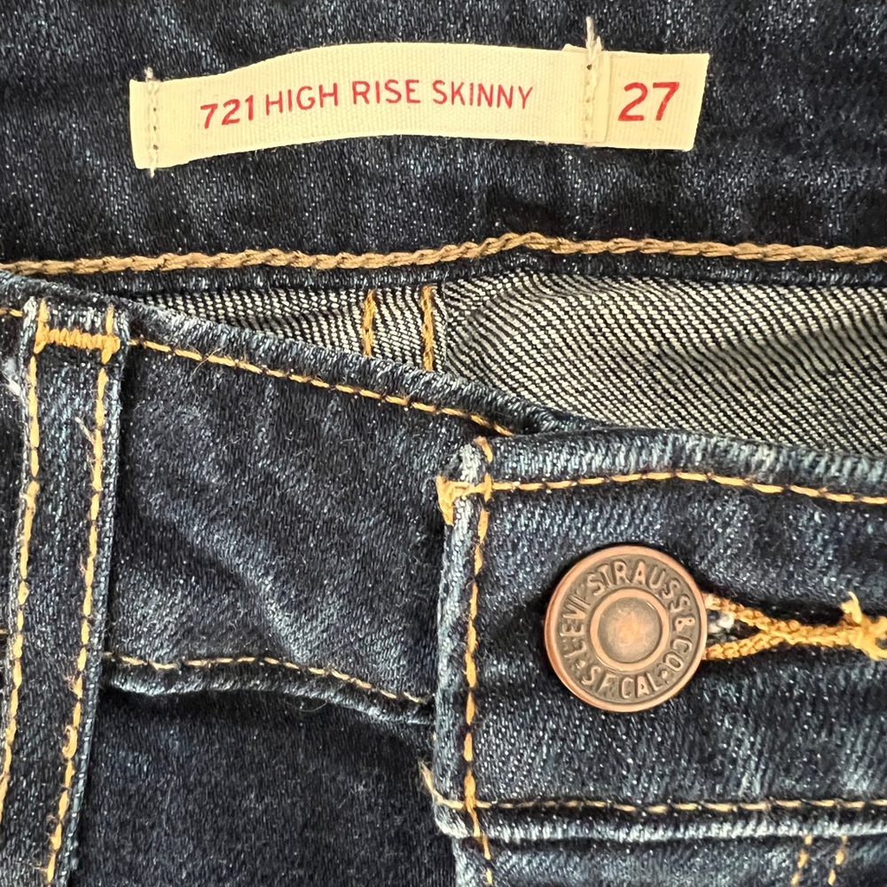 Levi's Women’s Skinny Jeans - Deep Indigo 721 High Rise Skinny Jeans